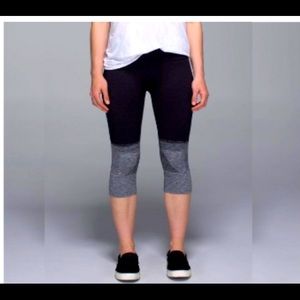 Lululemon - Seamlessly Street Cropped - Size 6
